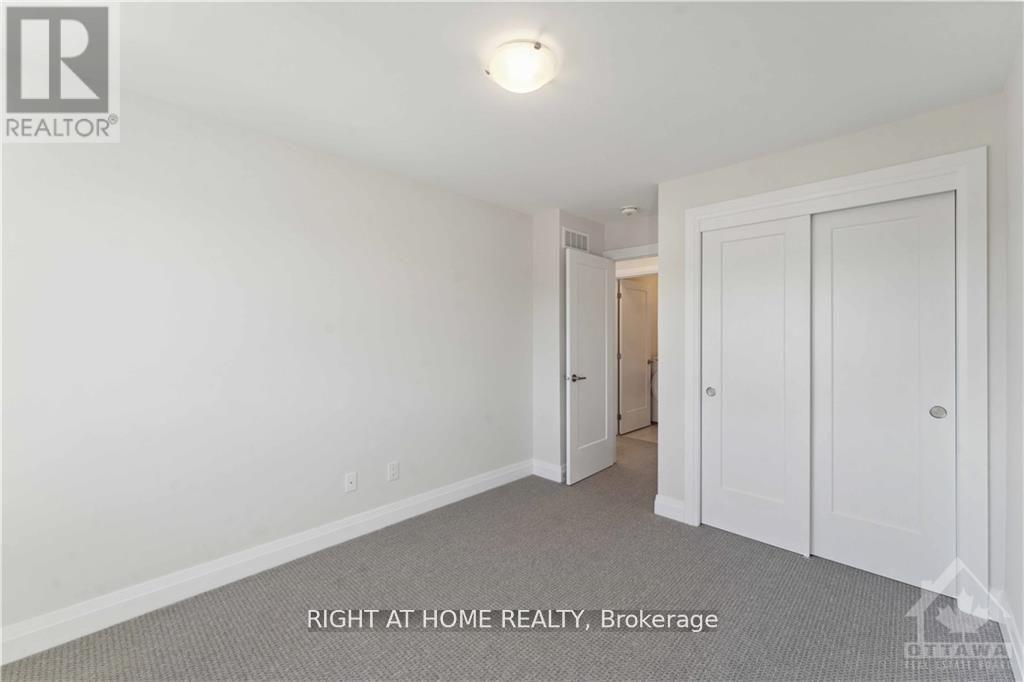 724 PETANQUE CRESCENT, Ottawa. Luxury613. By Peter Sagos - Image 15