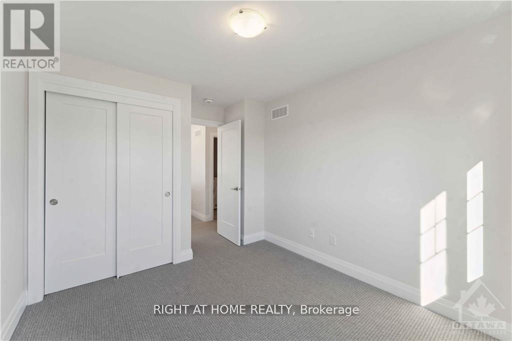 724 PETANQUE CRESCENT, Ottawa. Luxury613. By Peter Sagos - Image 19