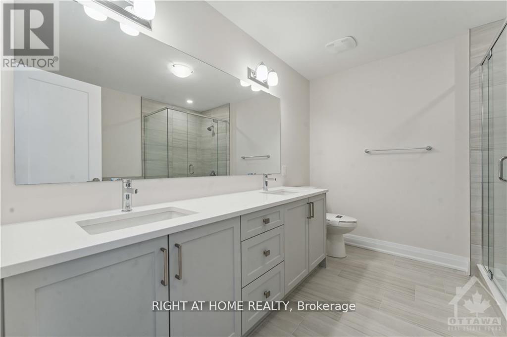 724 PETANQUE CRESCENT, Ottawa. Luxury613. By Peter Sagos - Image 23
