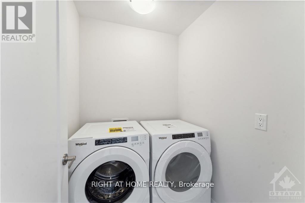724 PETANQUE CRESCENT, Ottawa. Luxury613. By Peter Sagos - Image 25
