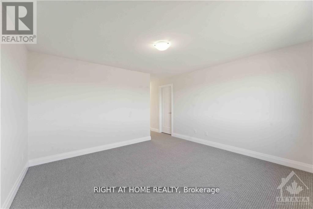 724 PETANQUE CRESCENT, Ottawa. Luxury613. By Peter Sagos - Image 28