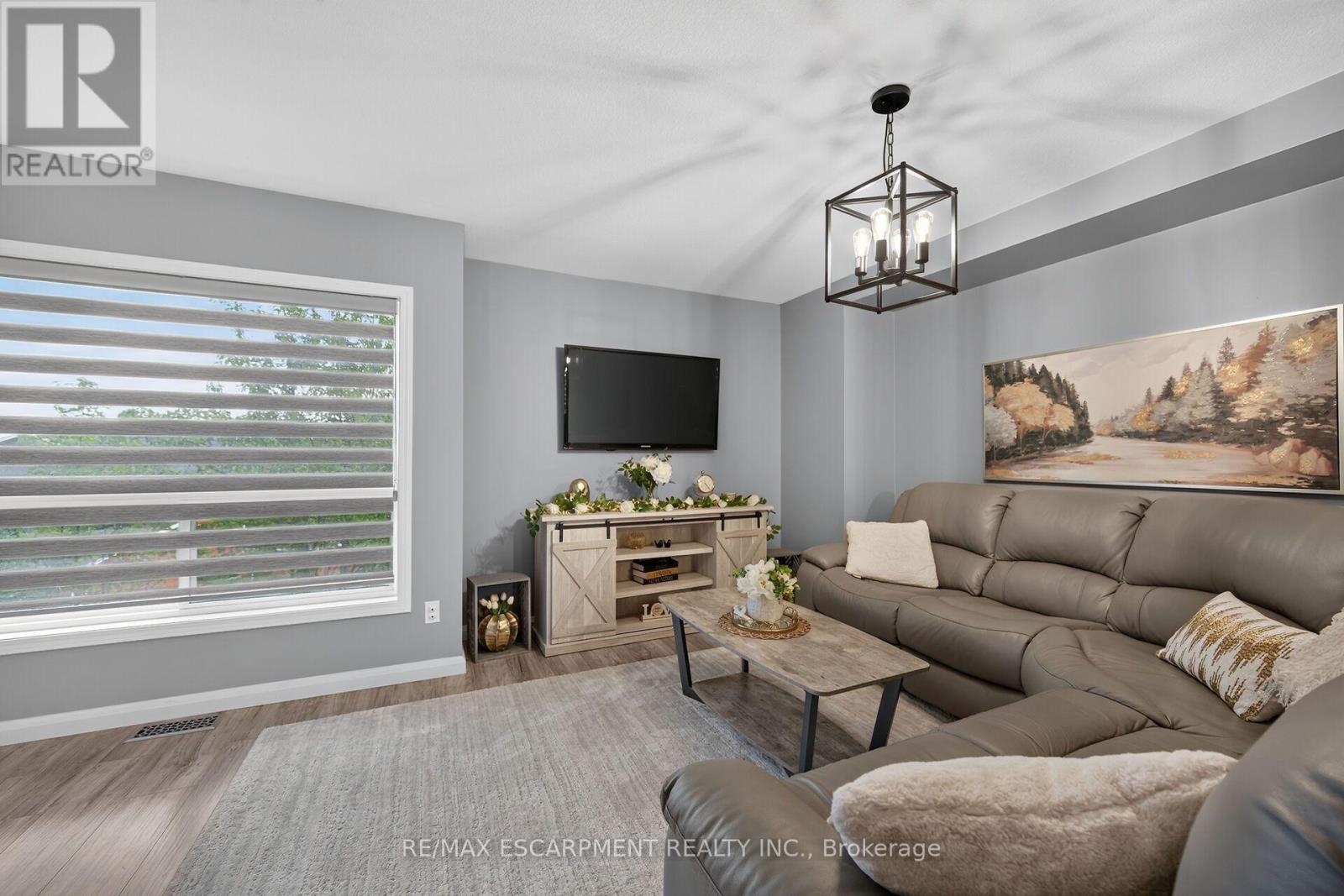 #17 1328 UPPER SHERMAN AVENUE - 14
