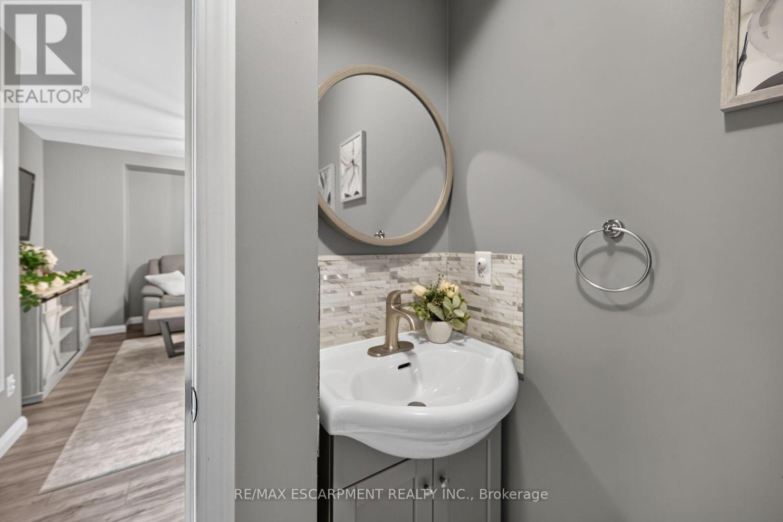 #17 1328 UPPER SHERMAN AVENUE - 19
