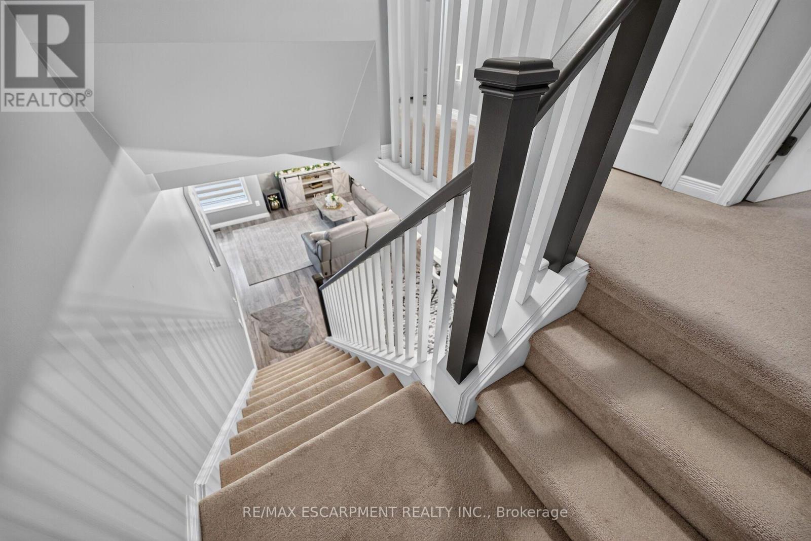 #17 1328 UPPER SHERMAN AVENUE - 21