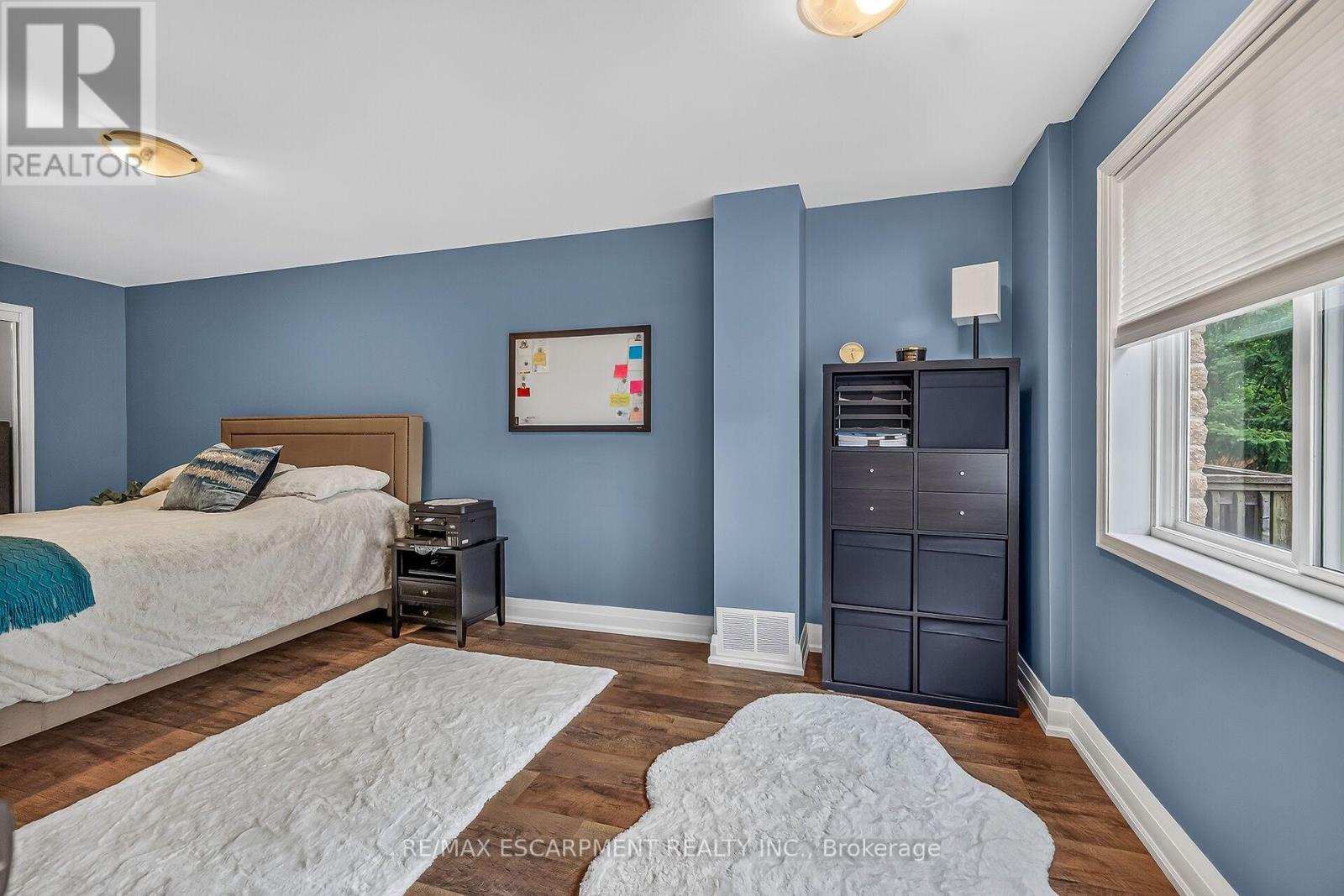 #17 1328 UPPER SHERMAN AVENUE - 39