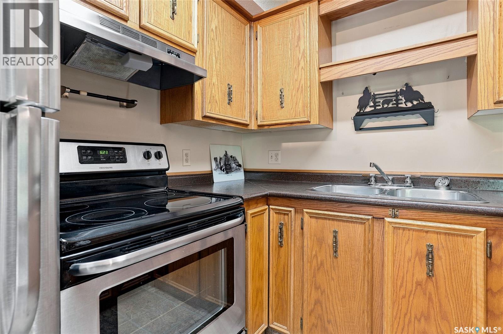 #204D 213 Main STREET - 10