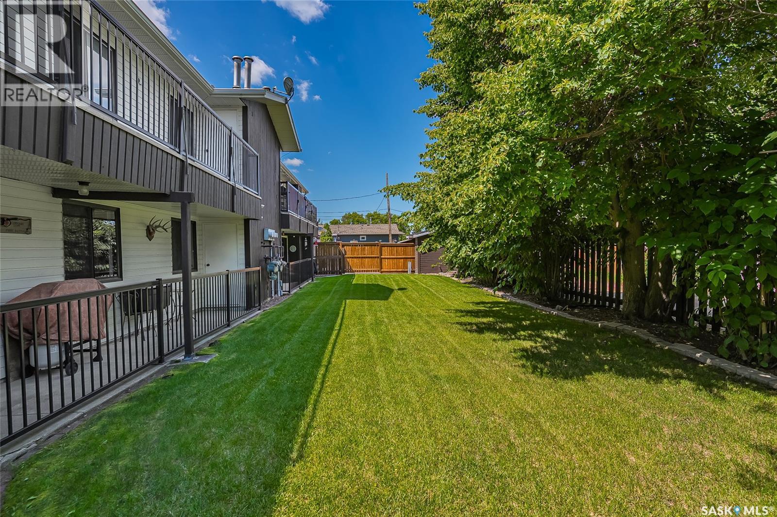 #204D 213 Main STREET - 4