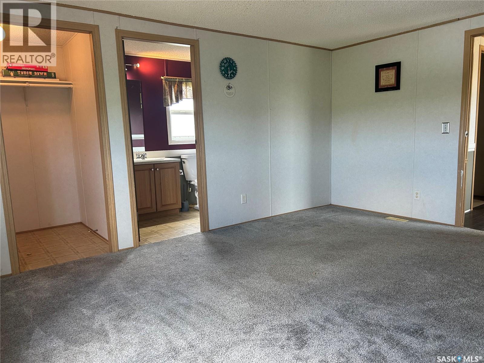Tessier Acreage 5 Acres. RM of Estevan - 13