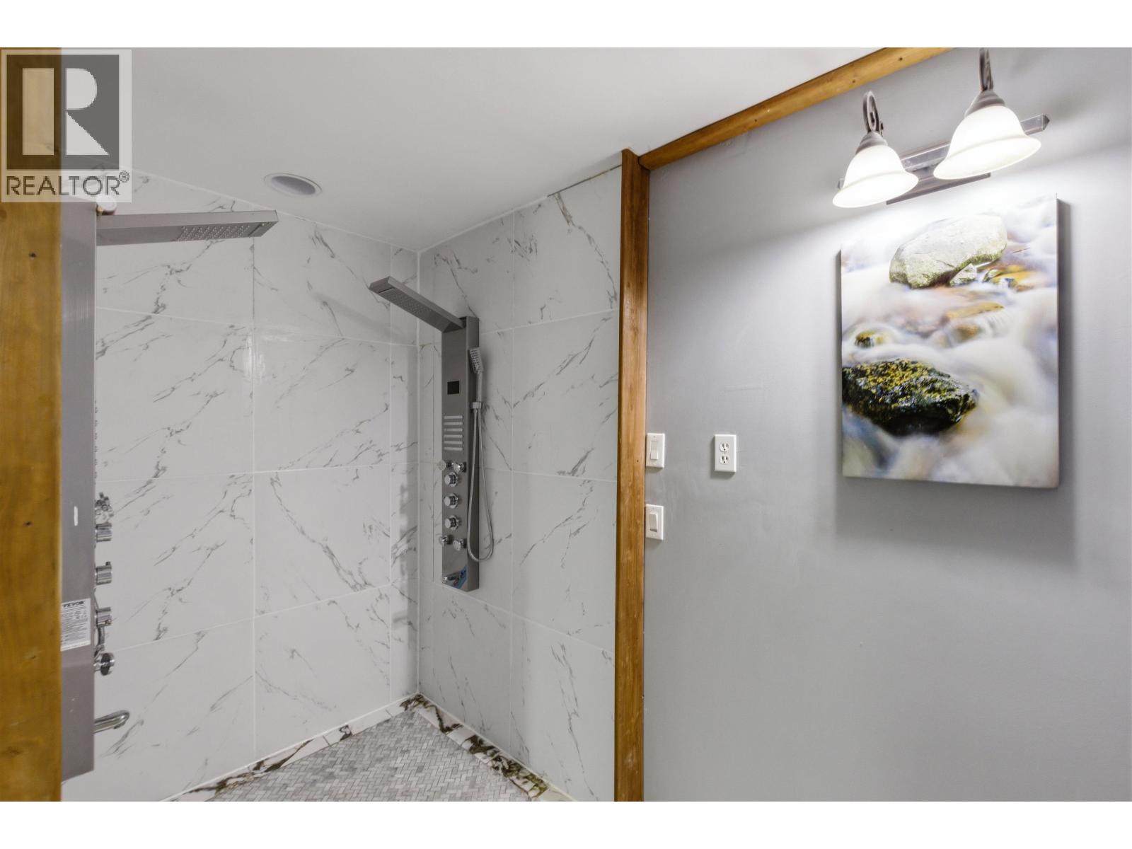 643 HODGSON ROAD - 15