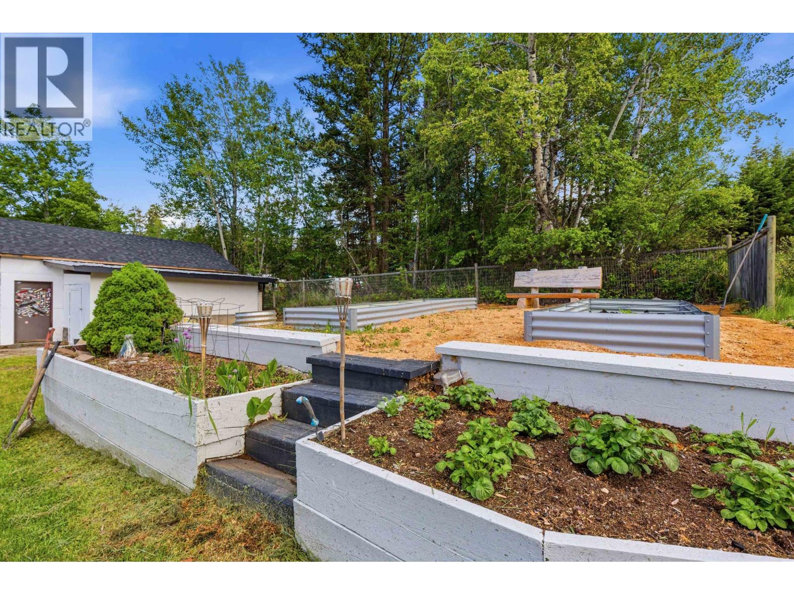 643 HODGSON ROAD - 24