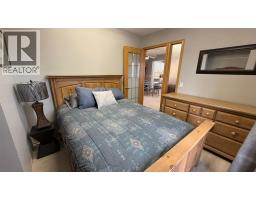 307 4 Avenue W, Hanna, AB T0J1P0 Photo 12