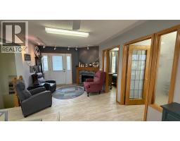 Family room - 307 4 Avenue W, Hanna, AB T0J1P0 Photo 8