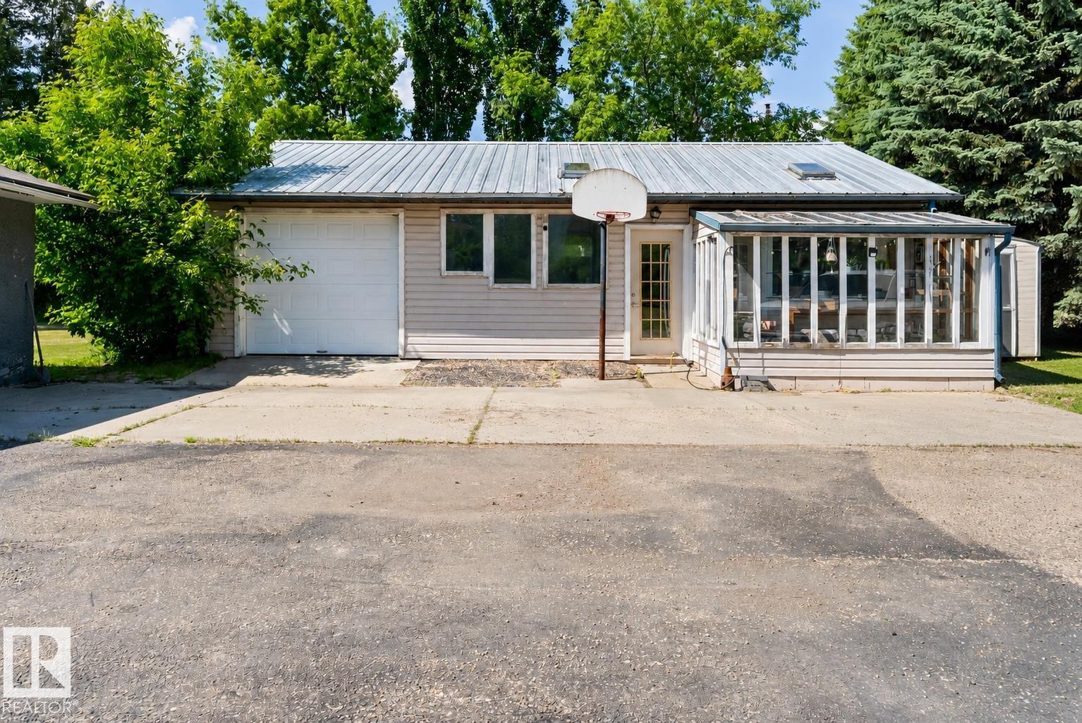 #29 25507 TWP ROAD 512 A - 43