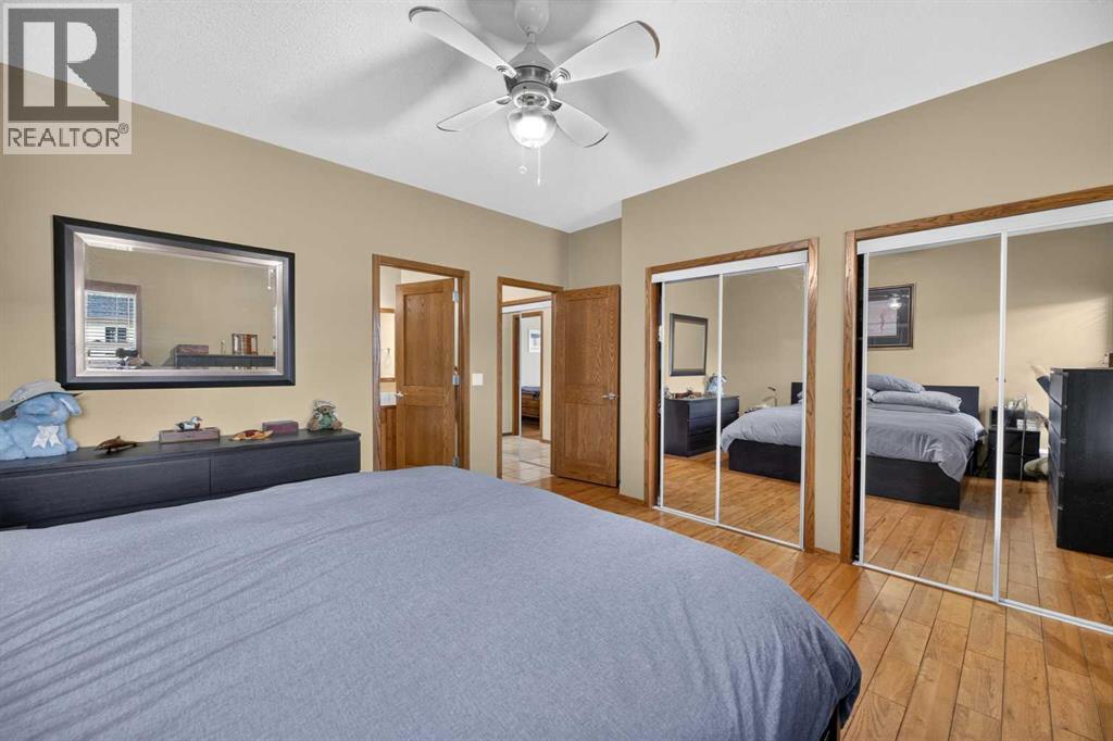 10 Vantage Crescent - 12