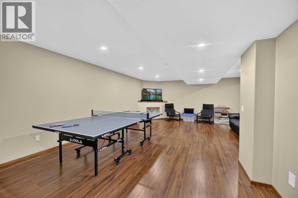 10 Vantage Crescent - 19