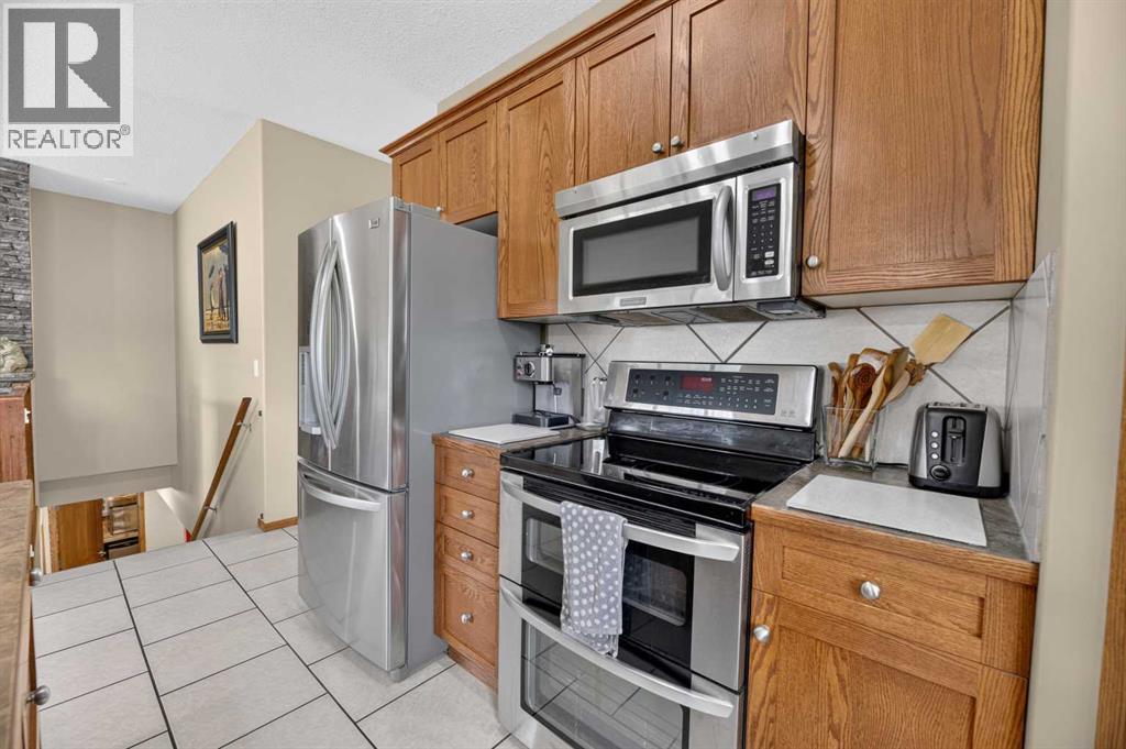 10 Vantage Crescent - 8