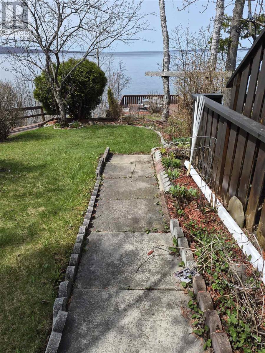 345 Dead End RD - 10