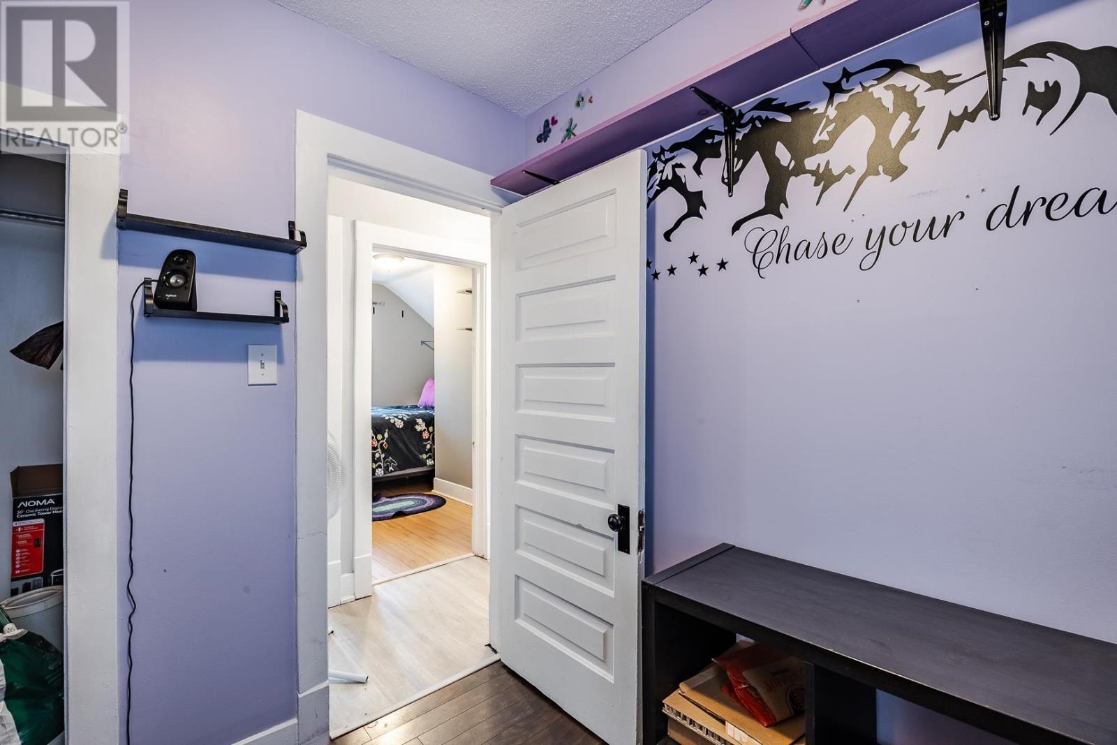 353 Wilson ST - Image 18