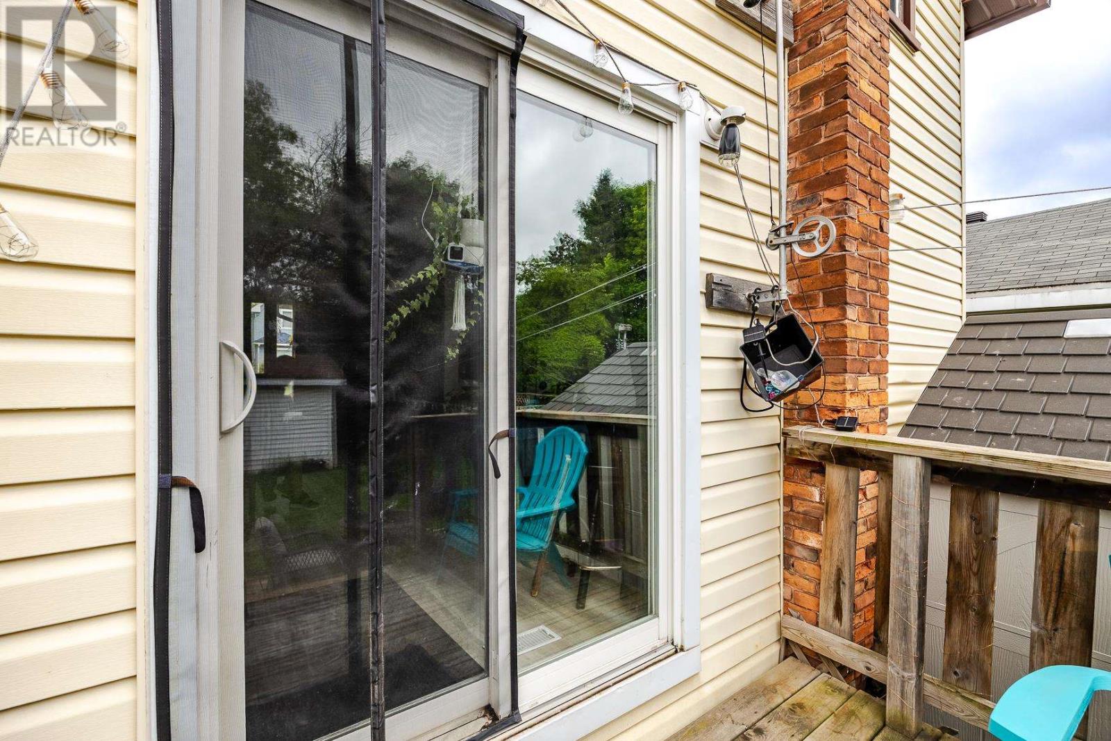 353 Wilson ST - 27