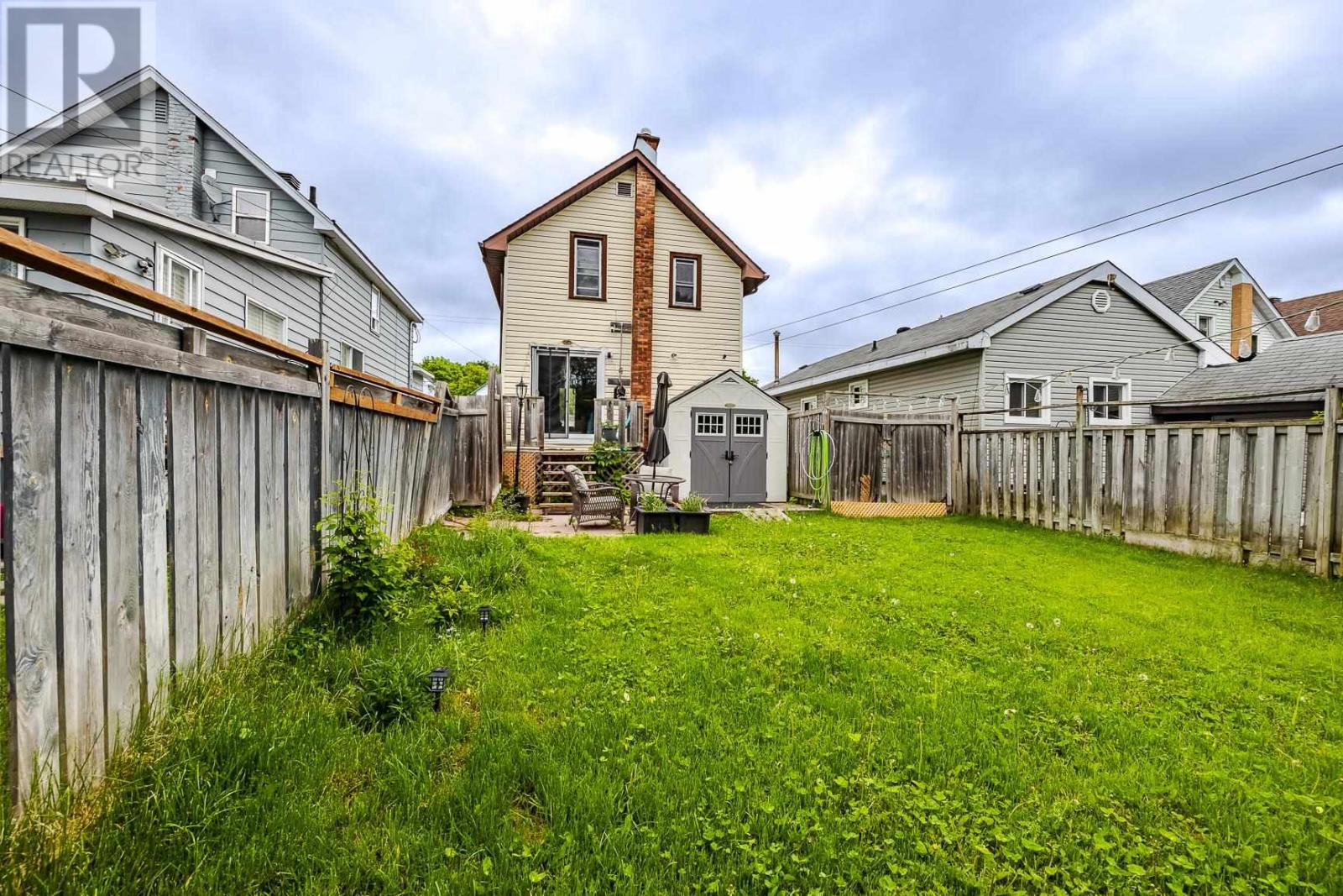 353 Wilson ST - 31