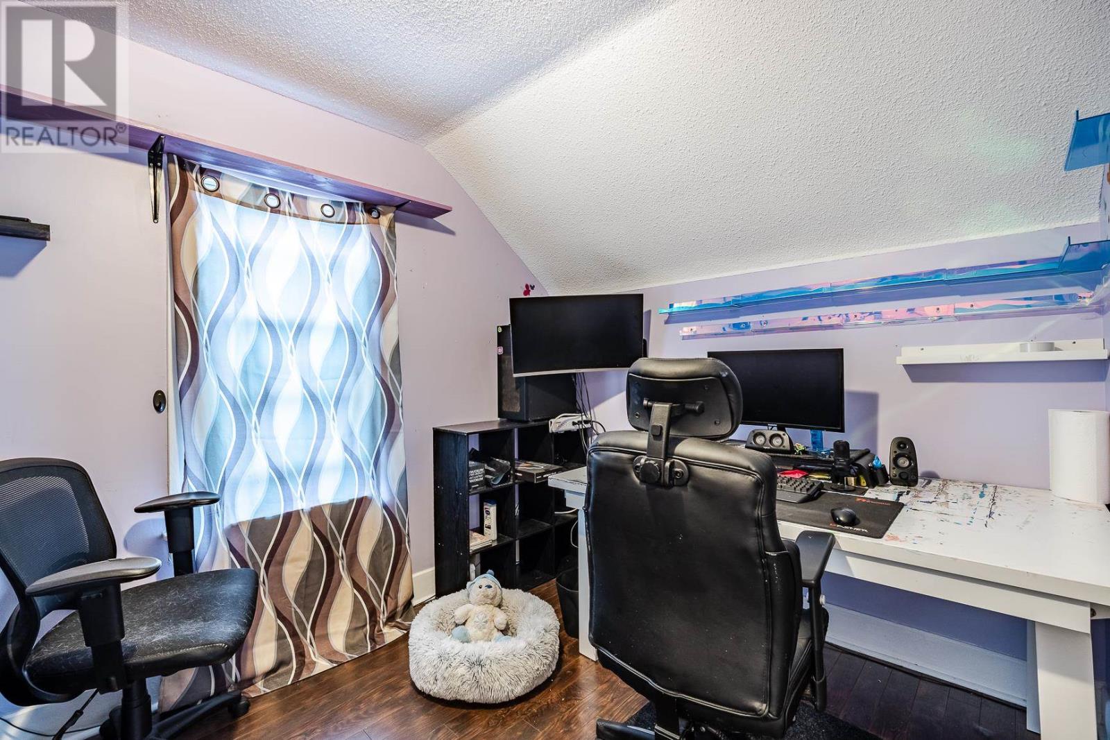 353 Wilson ST - 17
