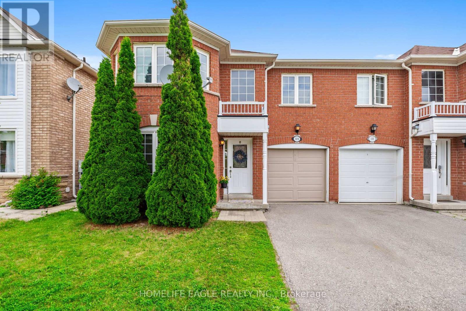 135 WAINSCOT AVENUE - 2