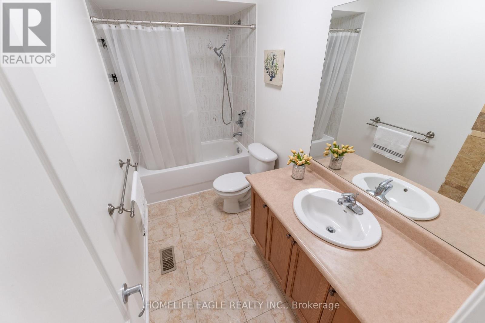 135 WAINSCOT AVENUE - 17
