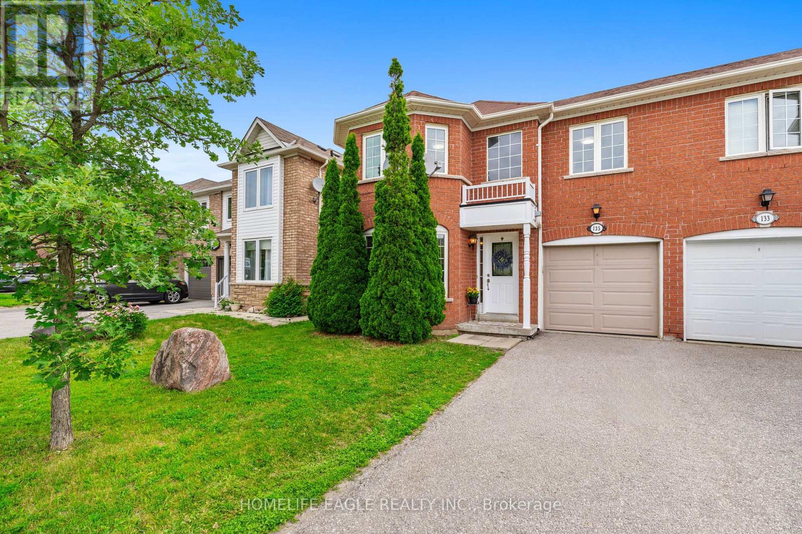 135 WAINSCOT AVENUE - 3