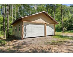 290 Hennessy Trail, Whitewater Region, ON K0J2L0 Photo 11