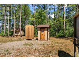 290 Hennessy Trail, Whitewater Region, ON K0J2L0 Photo 9