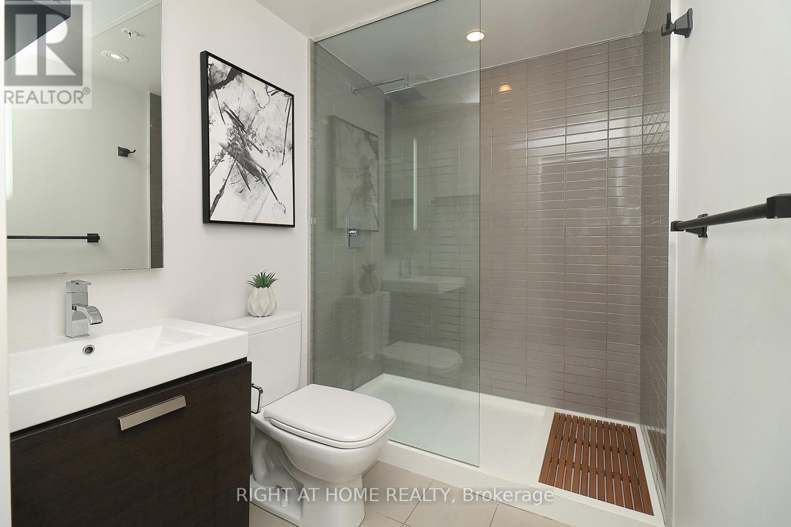 #1112 629 KING STREET W - 14