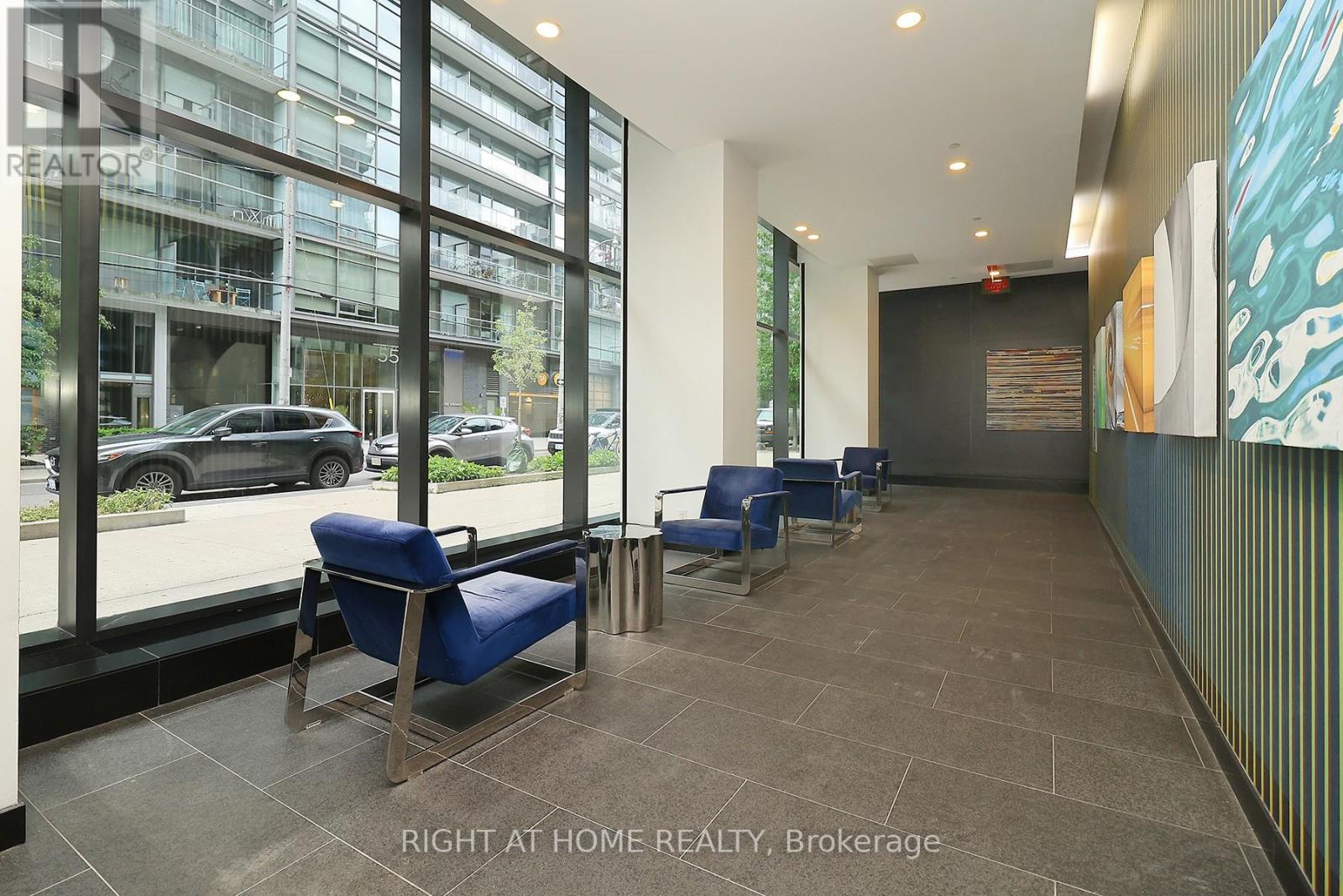 #1112 629 KING STREET W - 25