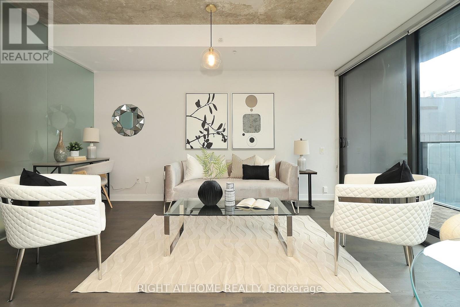 #1112 629 KING STREET W - 8