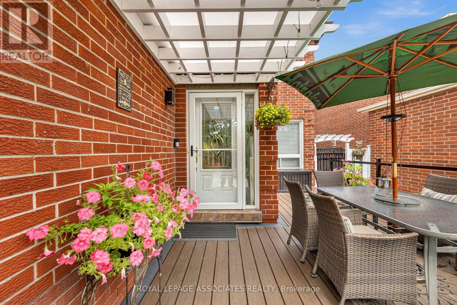 4 APSCO AVENUE - 4