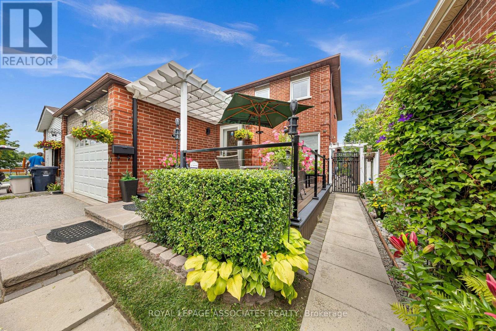 4 APSCO AVENUE - 5