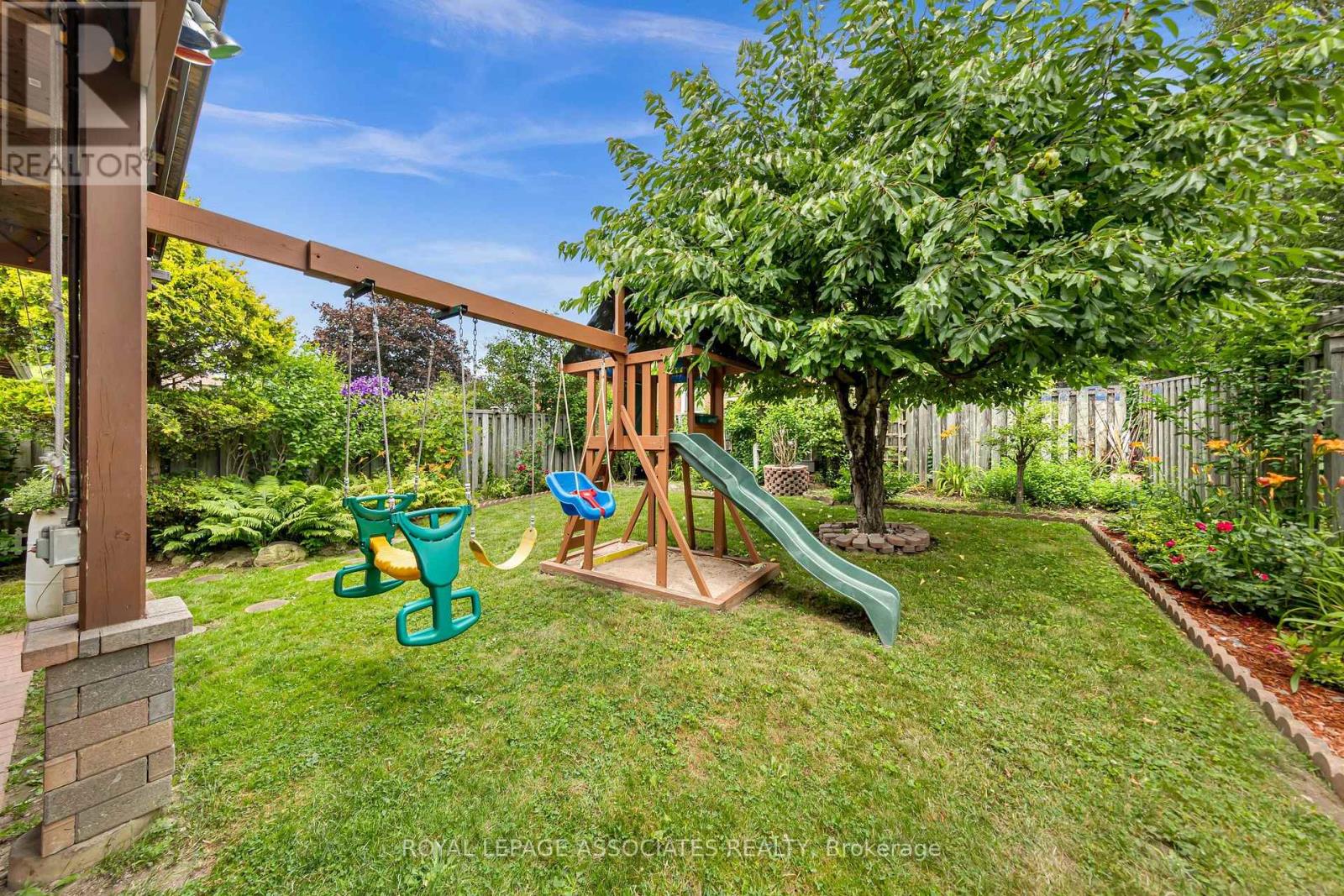 4 APSCO AVENUE - Image 7