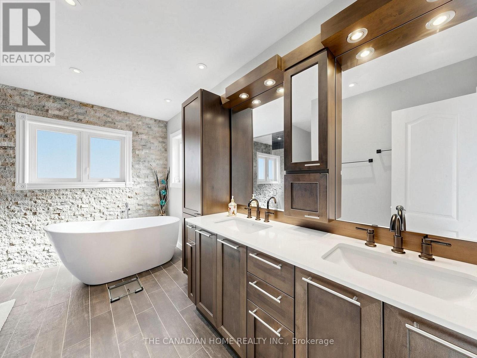 19 WIGSTON COURT - 31