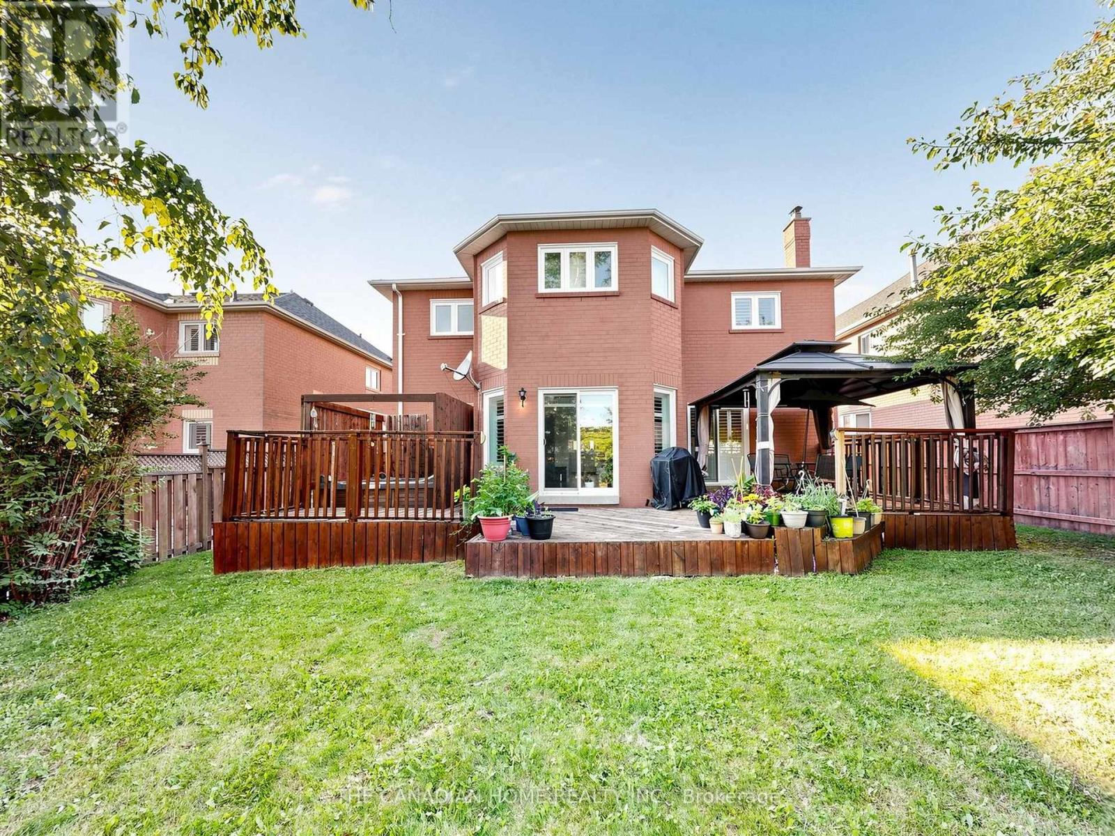 19 WIGSTON COURT - 48