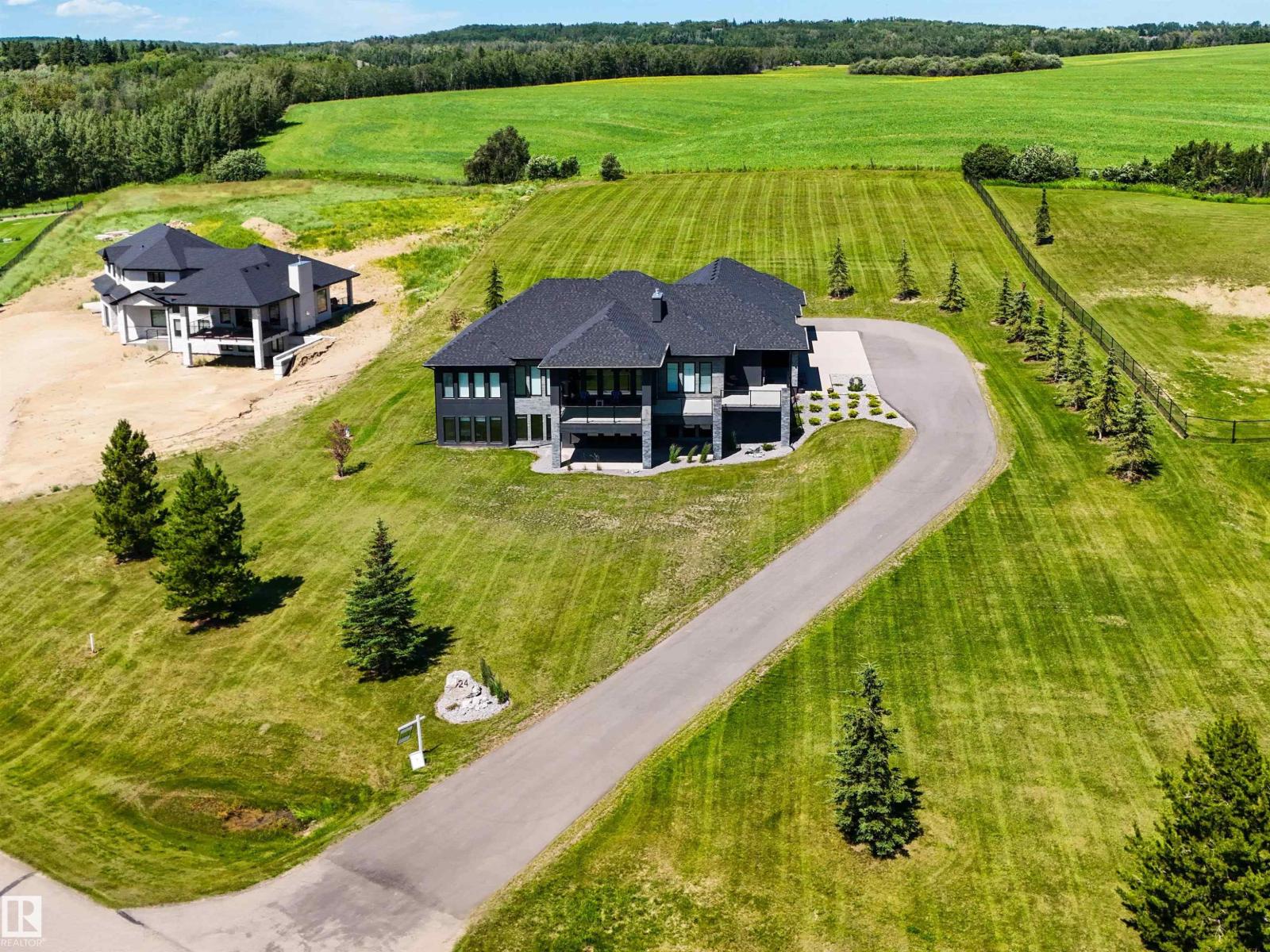 #24 27320 TWP ROAD 534 - 69