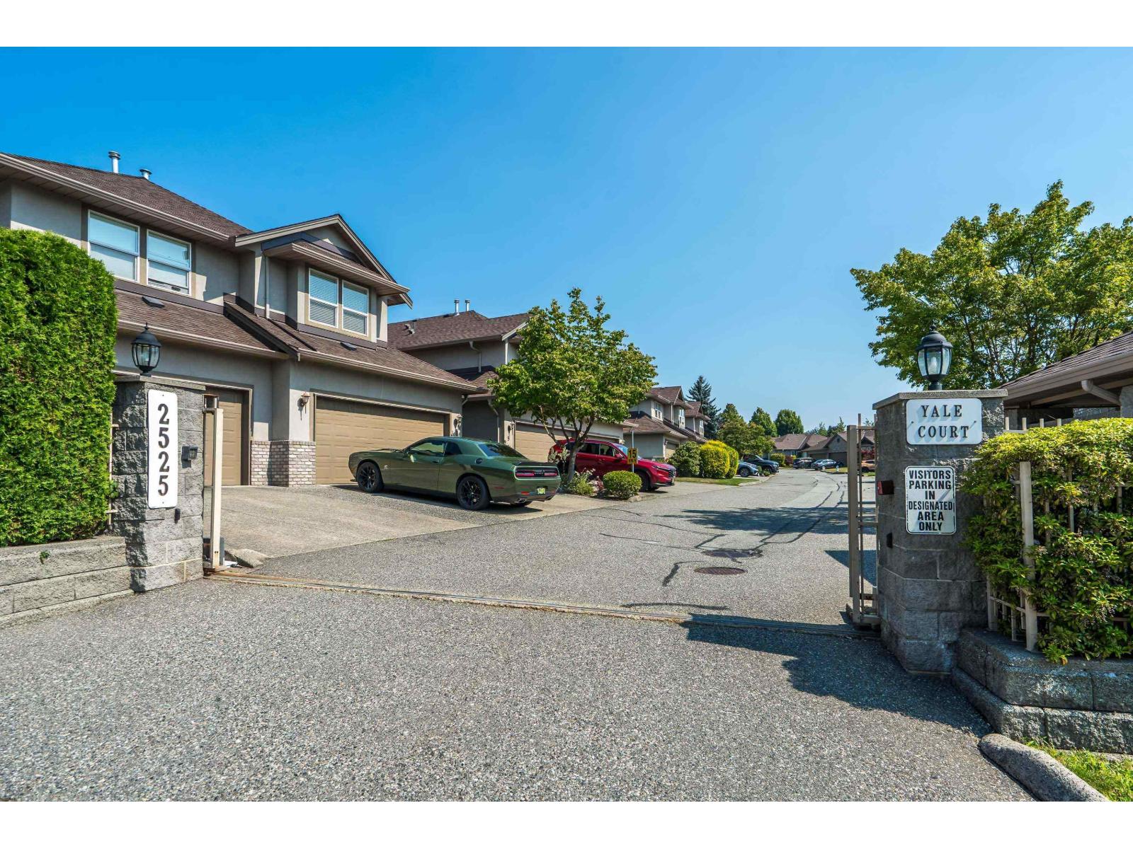 3 Bed, 4 Bath House for Sale in Abbotsford – 44 2525 YALE COURT, Abbotsford – MLS# R3142546