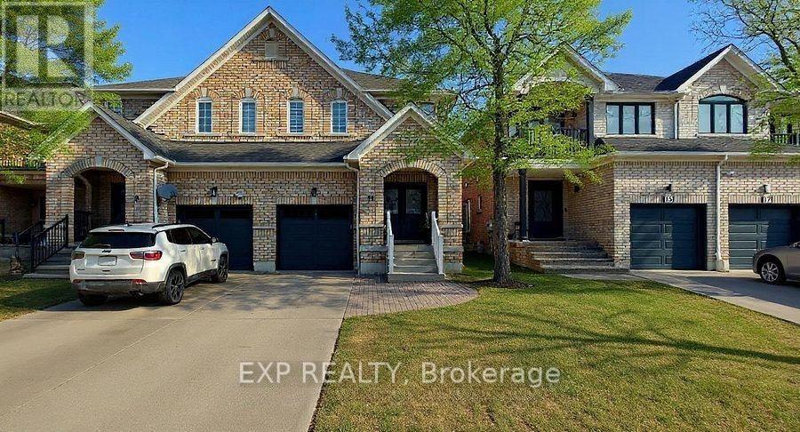 Photo of 11 MARTINA CRESCENT