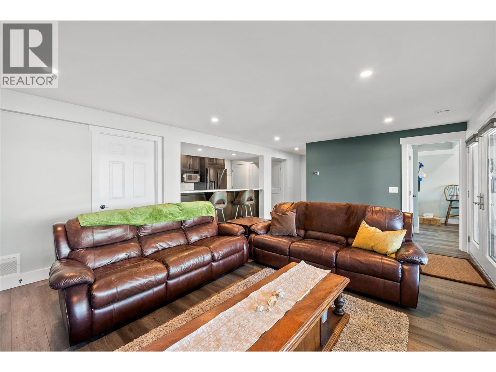 #6 4498 Squilax Anglemont Road - 57