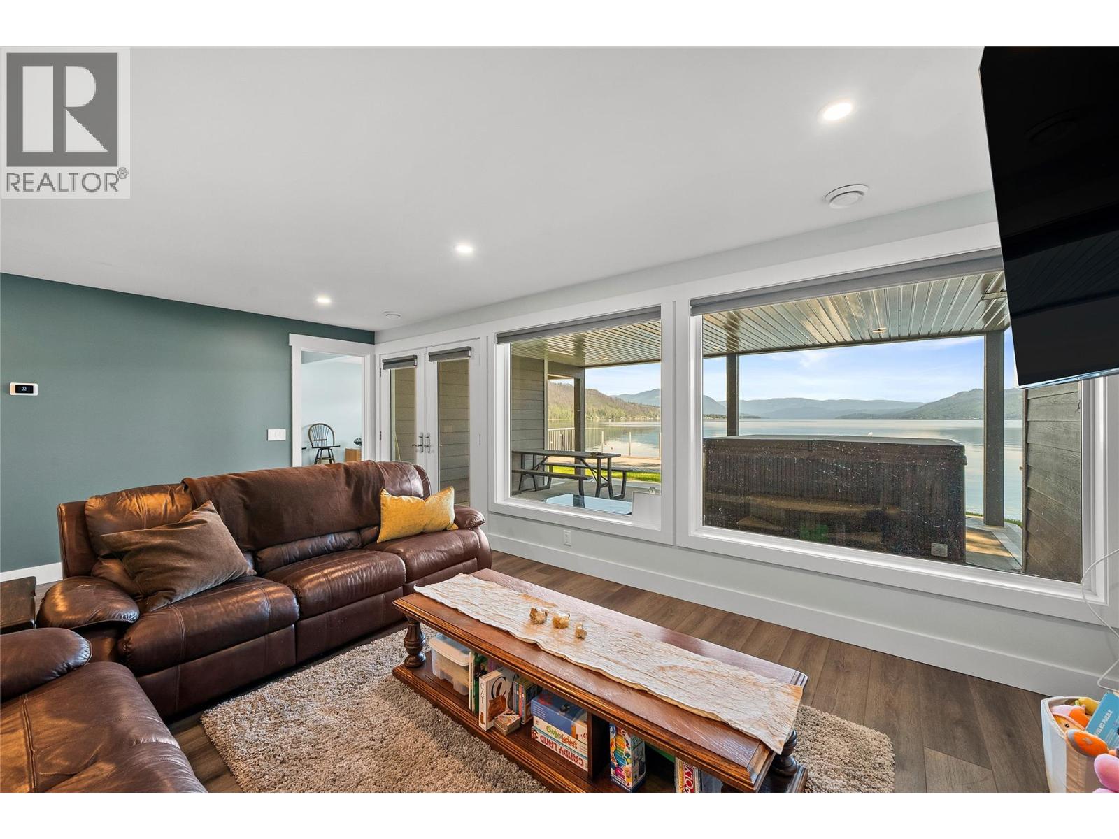#6 4498 Squilax Anglemont Road - 56