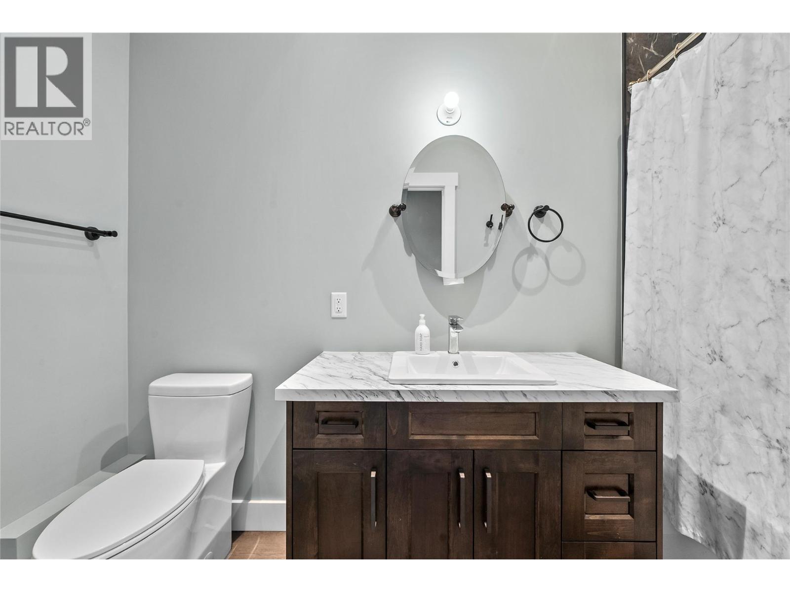 #6 4498 Squilax Anglemont Road - 38