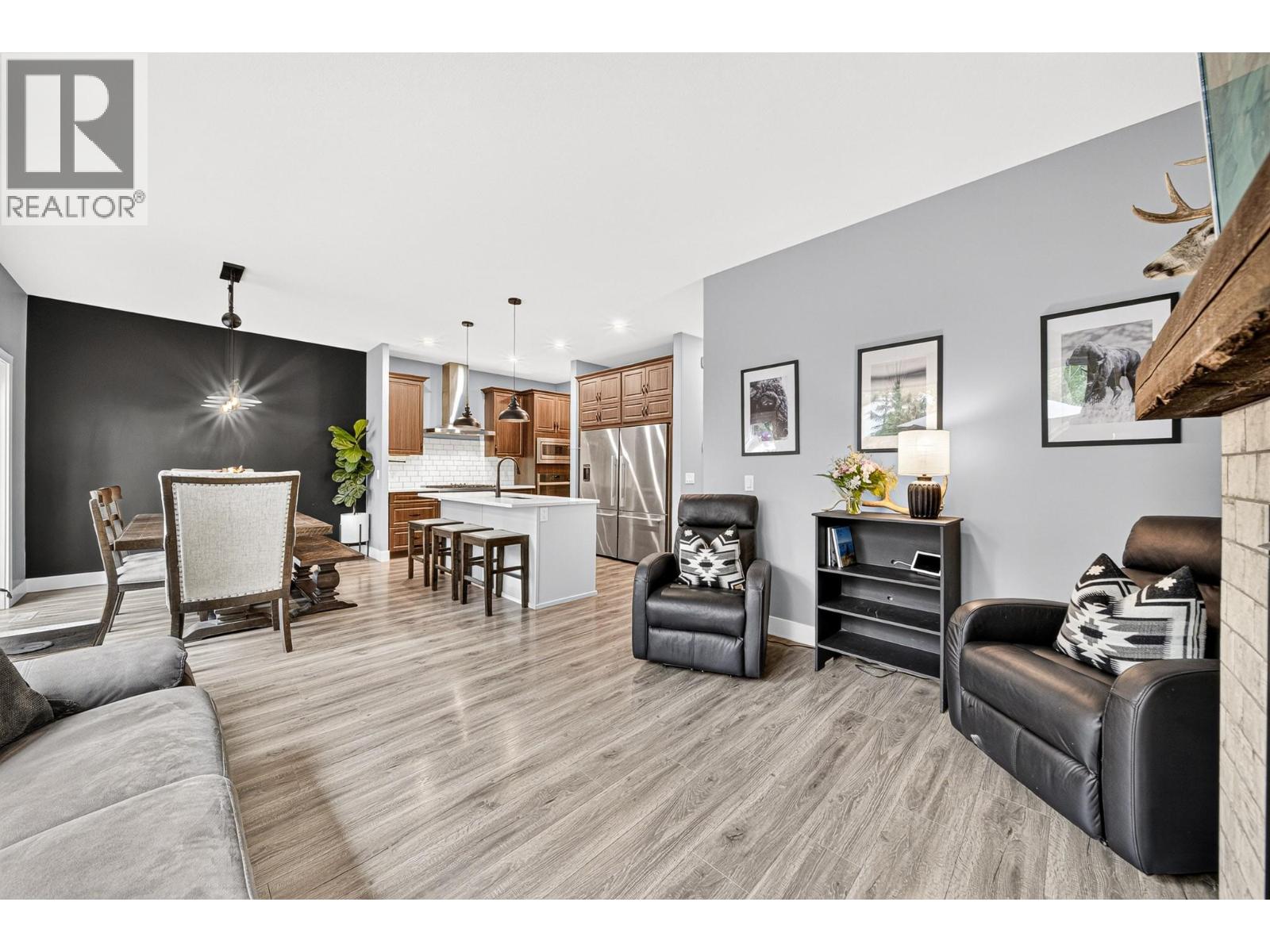 1385 CYPRESS Drive - 25