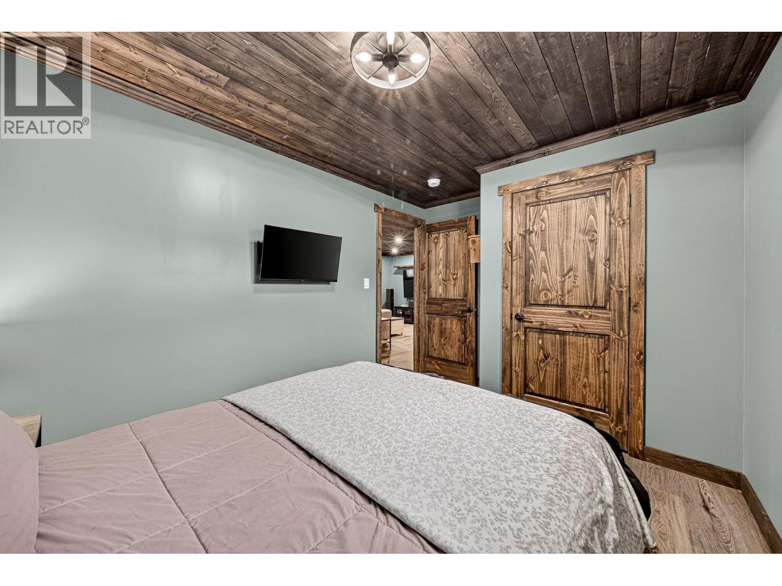 1385 CYPRESS Drive - 53