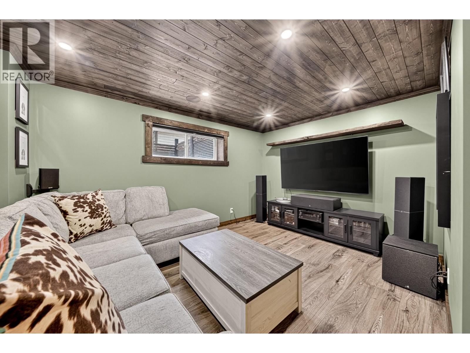 1385 CYPRESS Drive - 46