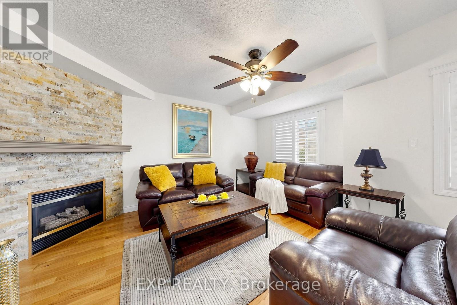 #35 455 APACHE COURT - 18