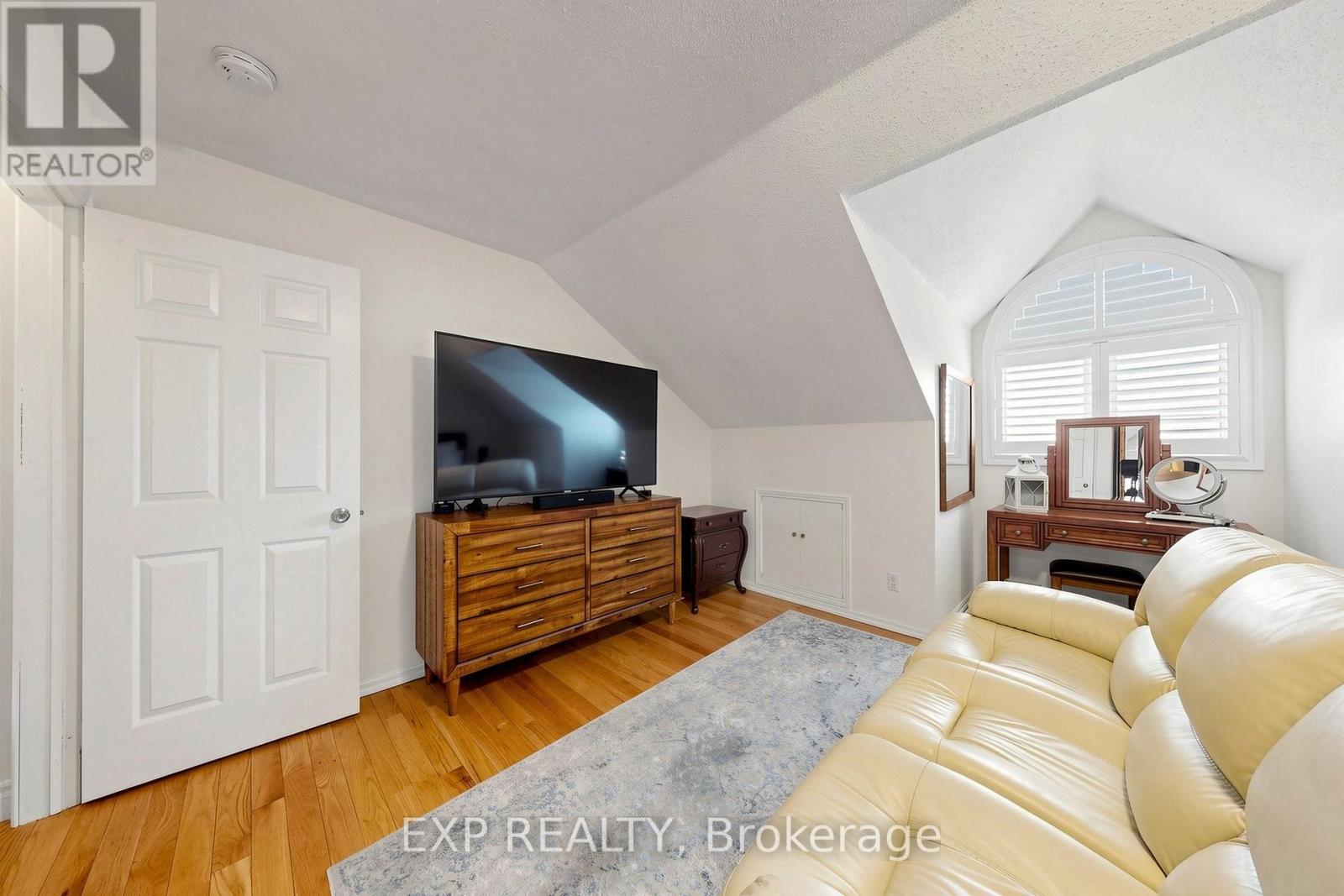 #35 455 APACHE COURT - 30
