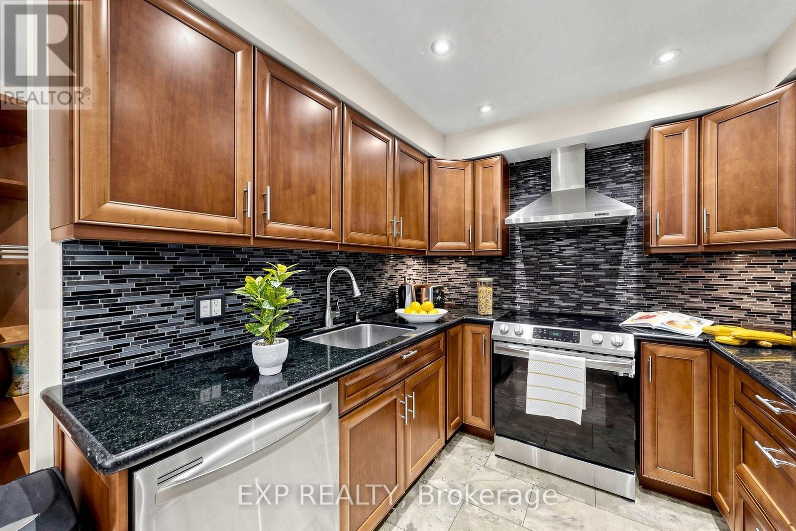 #35 455 APACHE COURT - 5